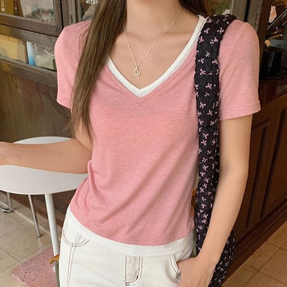 Mock Two-Piece Short-Sleeve V-Neck Contrast Trim Tee
