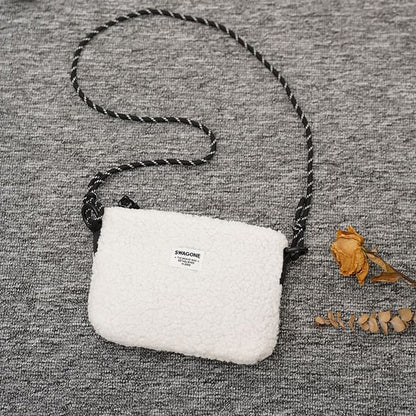 Bag Applique Fleece Crossbody