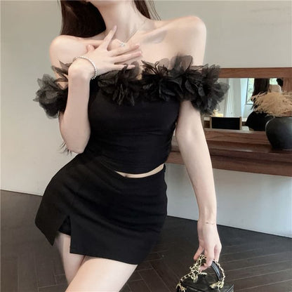 Off-Shoulder Plain Flower Detail T-Shirt