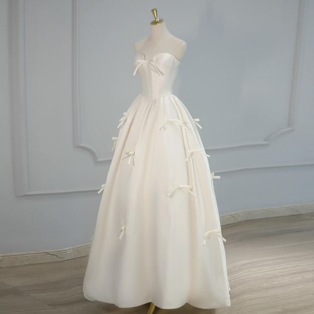 Strapless Ribbon Accent Plain A-Line Evening Gown