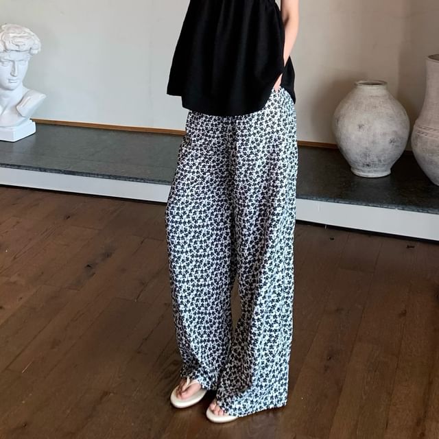 Notch Neck Plain Camisole Top / High Waist Floral Print Wide Leg Pants