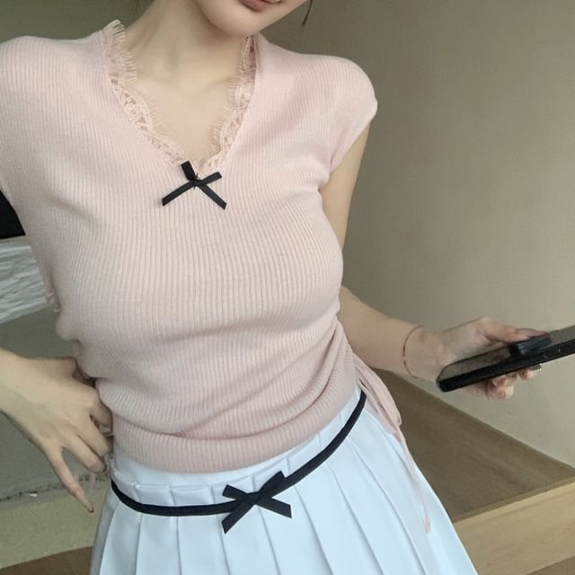 Cap Sleeve V-Neck Plain Bow Lace Trim Knit Top