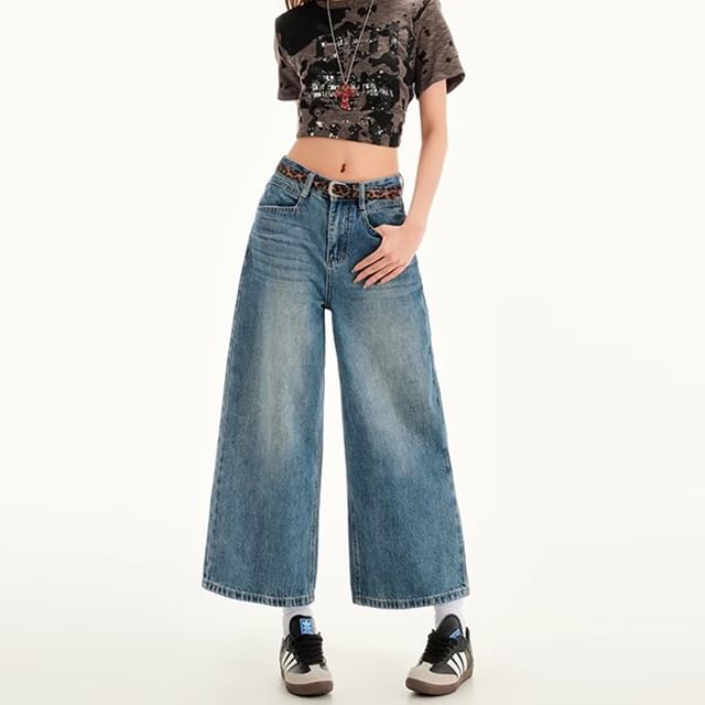 Mid Rise Washed Cropped Wide Leg Jeans