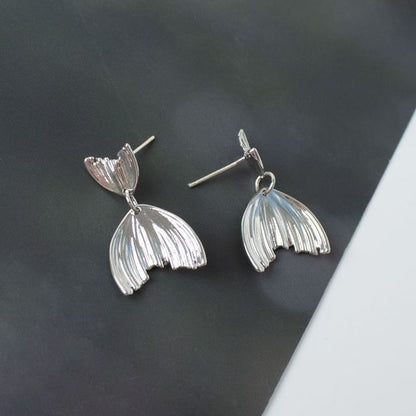 Fish Tail Stud Earring / Clip-On Earring