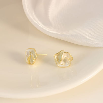 Flower Stud Earring / Clip-On Earring