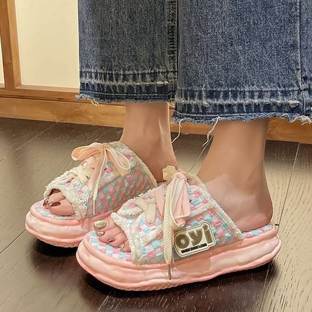 Checkerboard Sandals Sneakers Lace-Up Frayed Platform