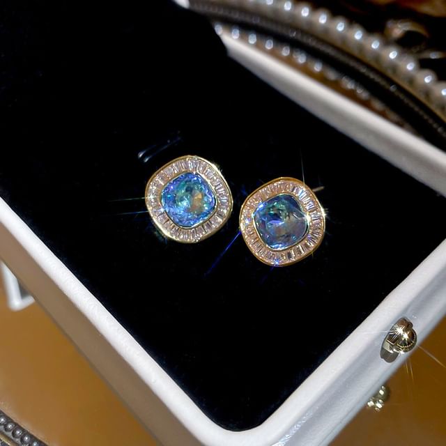 Rhinestone Alloy Stud Earring