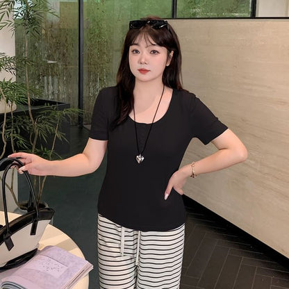 Plus Size Short-Sleeve Scoop Neck Henley Plain Slim Fit T-Shirt