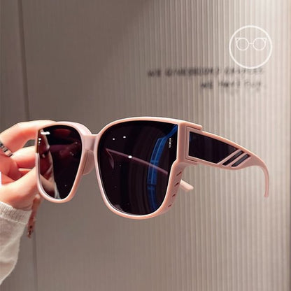 Polarized Sunglasses / Case / Fabric Pouch / Cleaning Cloth / Set