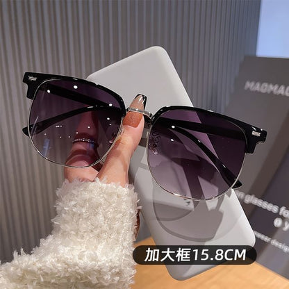 Half Frame Sunglasses / Polarized Sunglasses / Fabric Pouch / Case / Cleaning Cloth / Set (Various Designs)