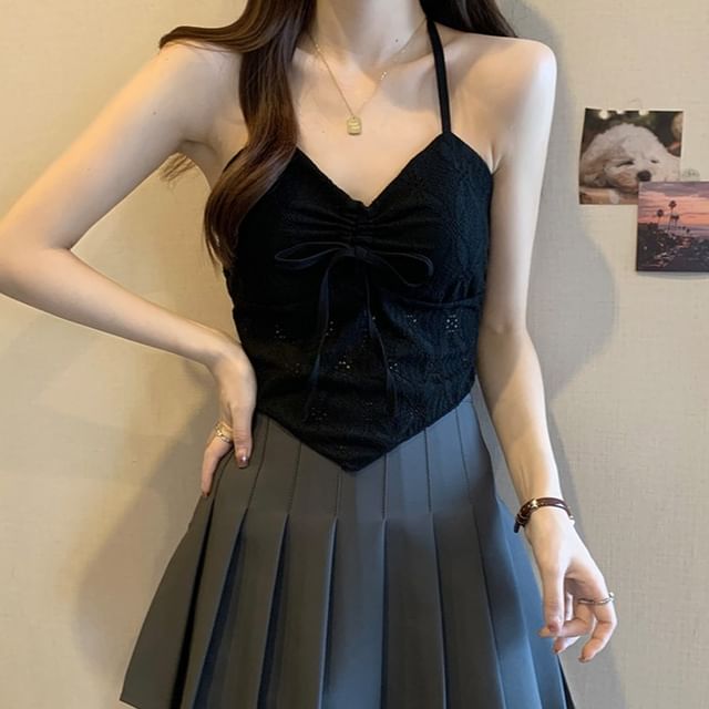 V-Neck Lace Crop Camisole Top