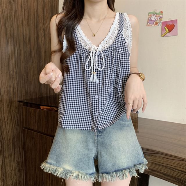 Mock Two-Piece V-Neck Gingham Lace Panel Button-Up Crop Tank Top