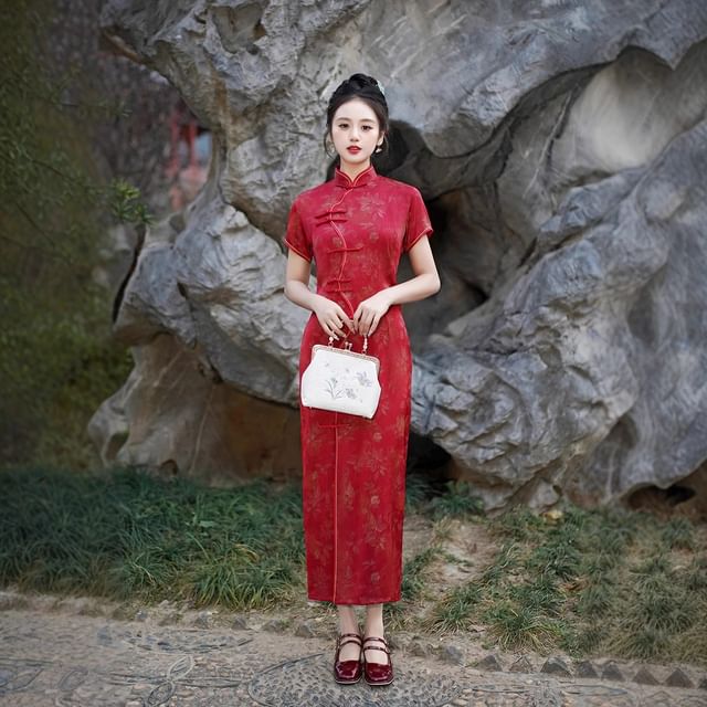 Short-Sleeve Frog Buttoned Floral Print Maxi Qipao Dress