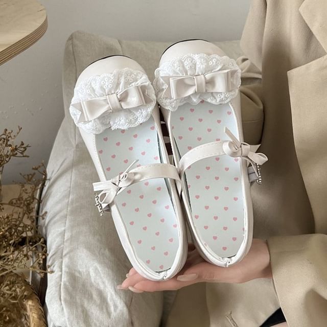 Bow Ruffle Mary Jane Pumps