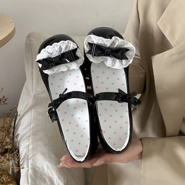 Bow Ruffle Mary Jane Pumps