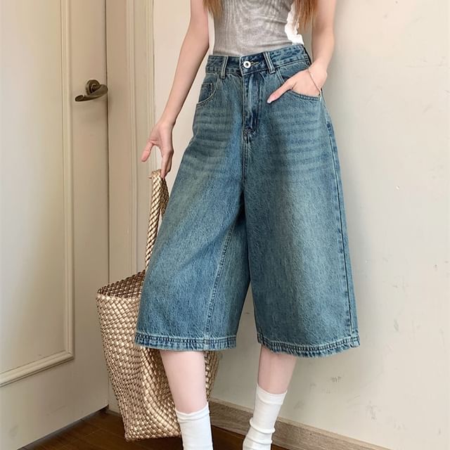 High Rise Washed Capri Wide Leg Jeans