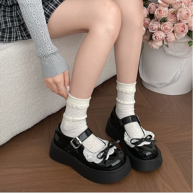 Platform Bow Lace Trim Patent Leather Mary Jane Shoes