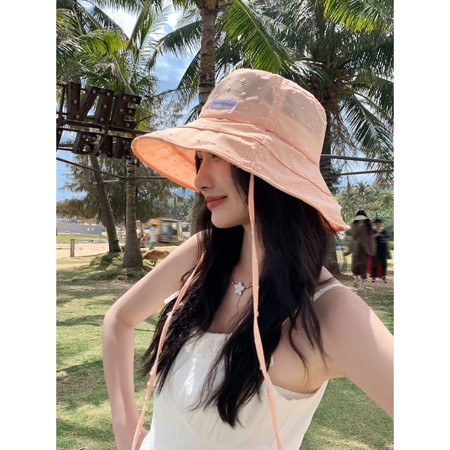 Lettering Applique Plaid Bucket Hat