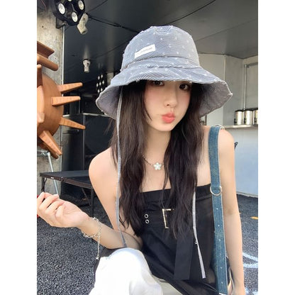 Lettering Applique Plaid Bucket Hat