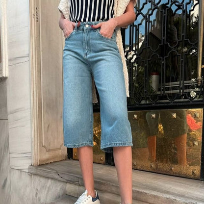 Waist Pocket Low Denim Straight-Leg Shorts Washed