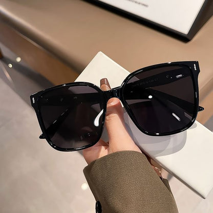 Oversized Square Polarized Sunglasses / Case / Pouch / Cleaning Cloth / Set