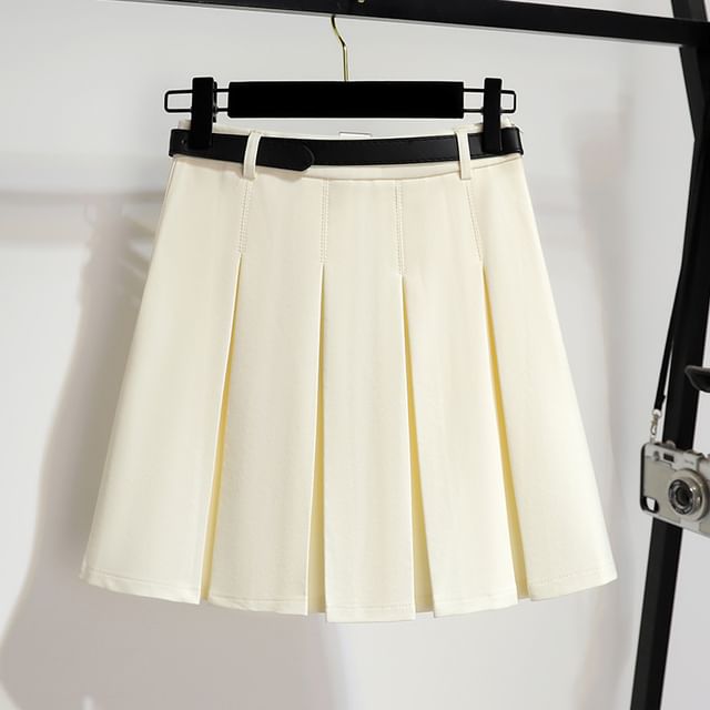 High-Rise Solid Mini Pleated Skirt