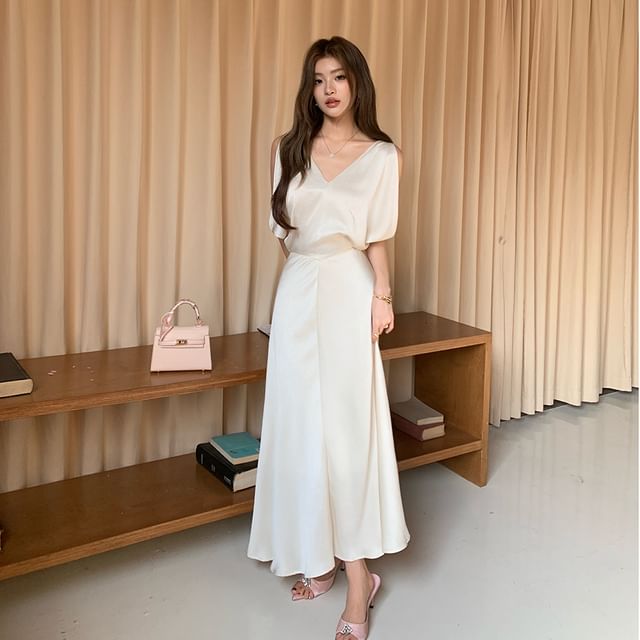 V-Neck Ruched A-Line Maxi Dress, Sleeveless