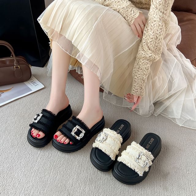 Fringed Trim Rhinestone Buckled Platform Slide Sandals