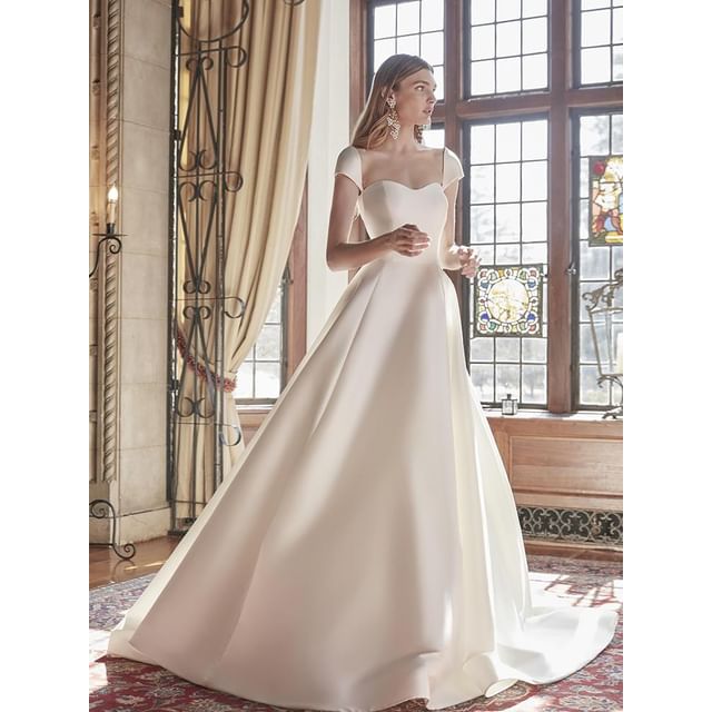 Gown Plain Wedding Neck A-Line Sweetheart