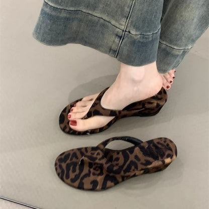 Flip-Flops Wedge Heel