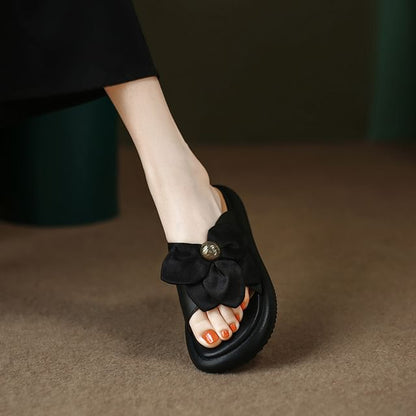 Flower Accent Slide Sandals