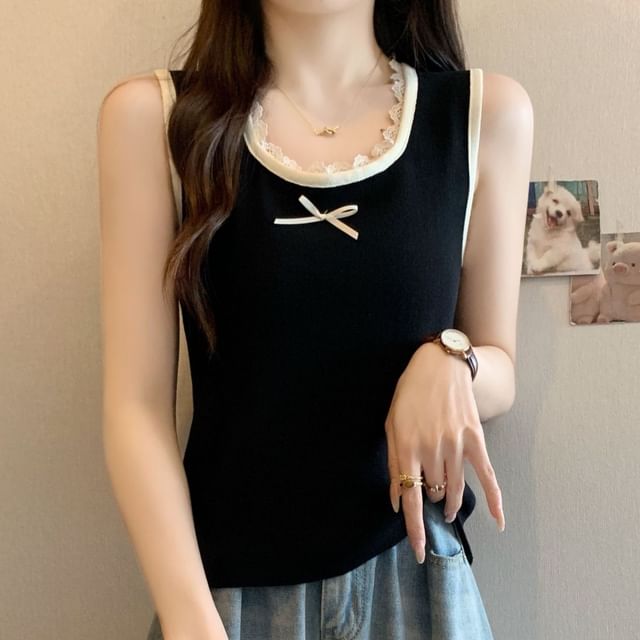 U-Neck Lace Trim Tank Top