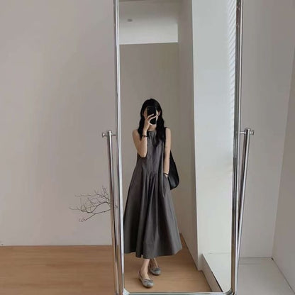 Sleeveless Crew Neck Plain Pleated Midi A-Line Dress