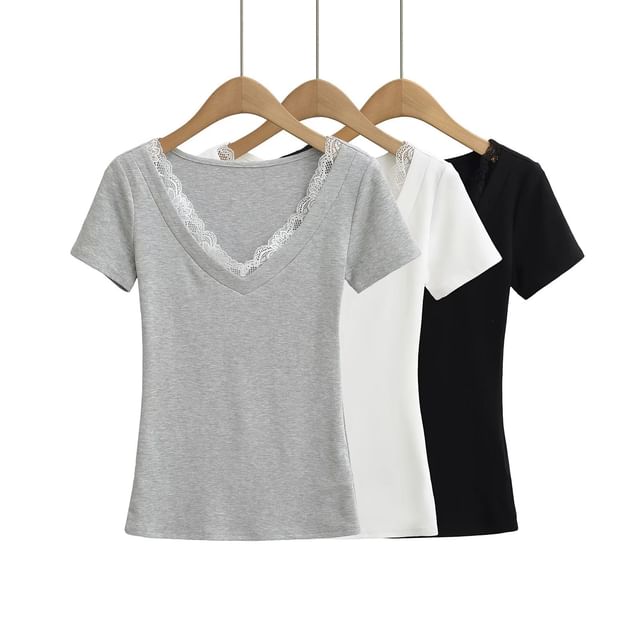 Short-Sleeve V-Neck Plain Lace Trim Tee