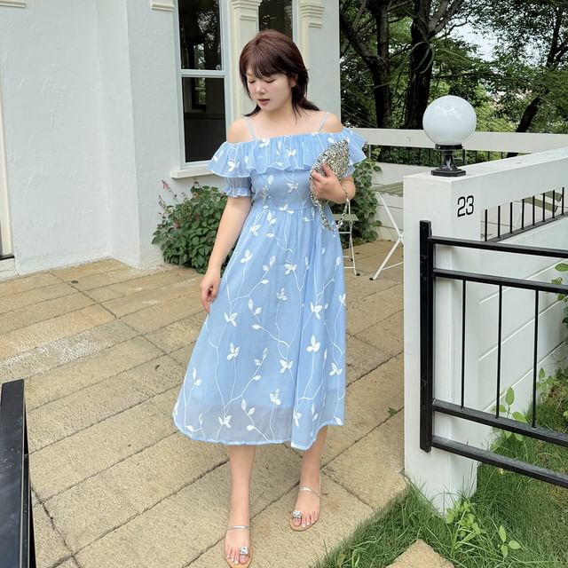 Plus Size Short Sleeve Cold Shoulder Leaf Midi A-Line Dress