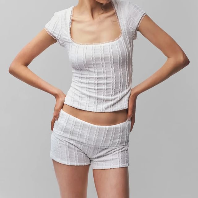 Scoop Neck Lace-Trim Textured Short-Sleeve Crop Tee