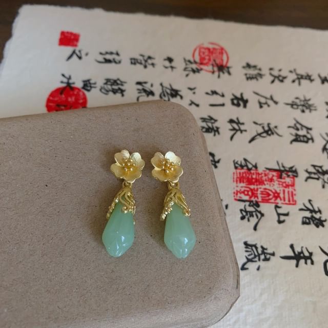 Jade Drop Floral Faux Earring