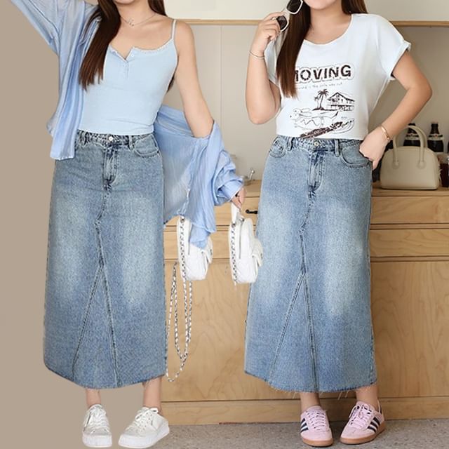 Plus Size Elevated Waist Faded Denim Midi Flared Skirt
