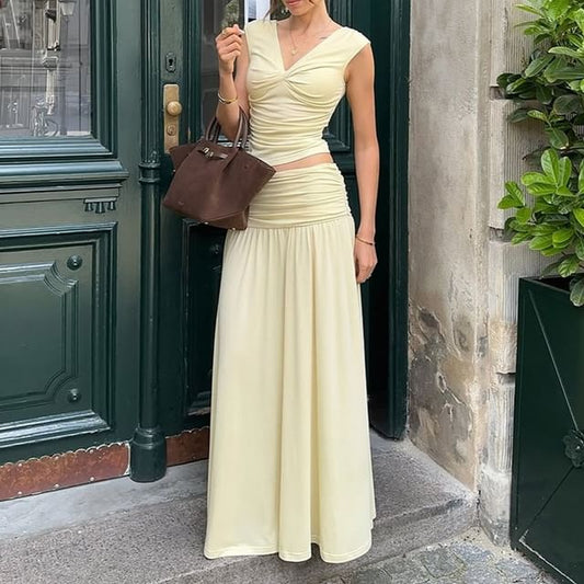 Sleeveless V-Neck Ruched Top Paired with Mid-Rise Flared Long Skirt