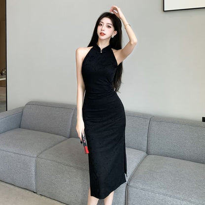 Sleeveless Plain Slit Midi Sheath Qipao