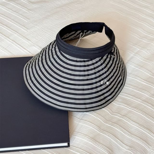 Brim Wide Visor Striped