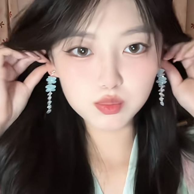 Floral Dangle Earring Bead Alloy