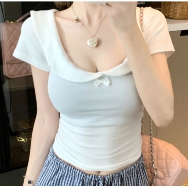 Plain Scoop Neck Cropped Short-Sleeved Top