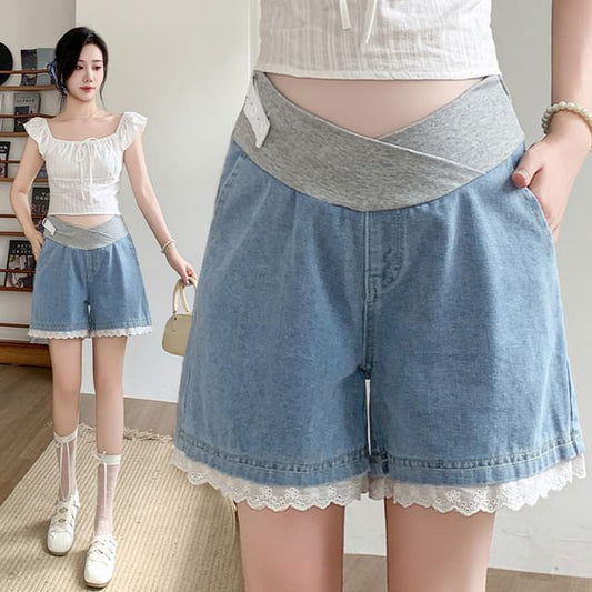 Maternity Lace Trim Denim Shorts