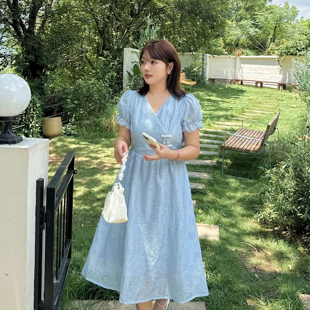 Plus Size Short Sleeve V-Neck Floral Embroidered Midi A-Line Dress