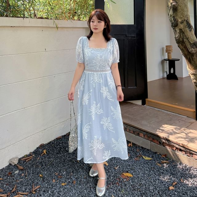 Plus Size Short-Sleeve Square Neck Floral Embroidered Midi A-Line Dress