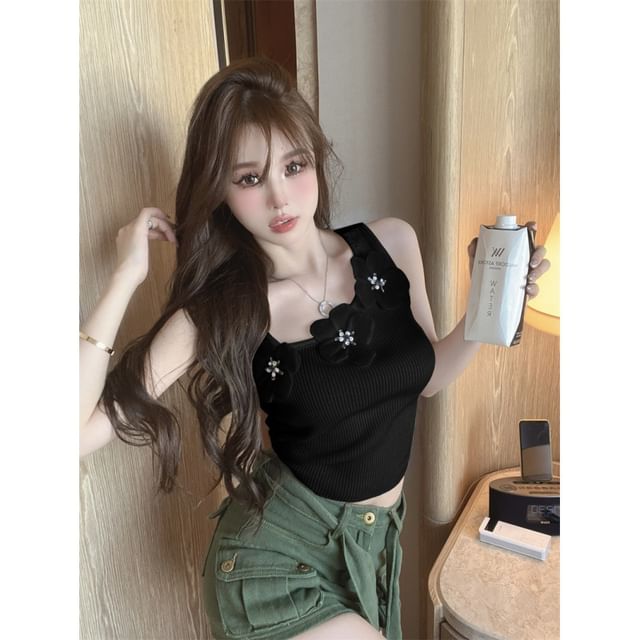 Crop Tank Asymmetrical Floral Top