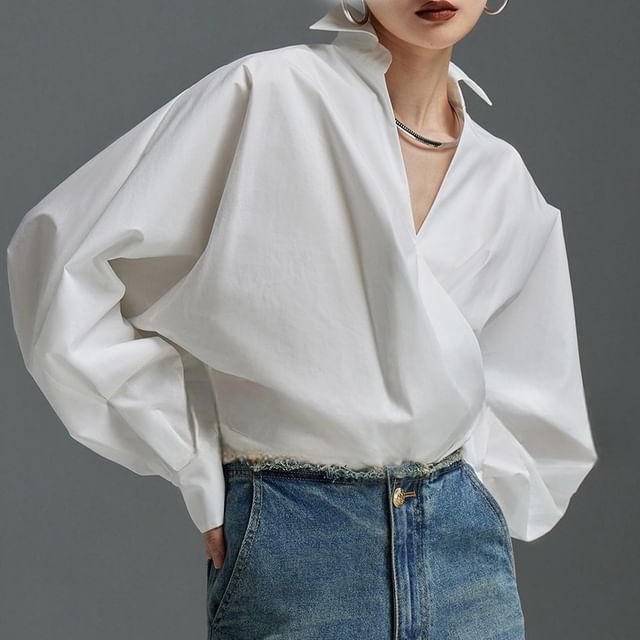 Plain V-Neck Puff-Sleeved Blouse