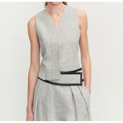 V-Neck Sleeveless Top / Straight Dress Pants / Skirt