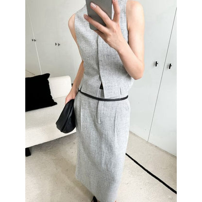 V-Neck Sleeveless Top / Straight Dress Pants / Skirt